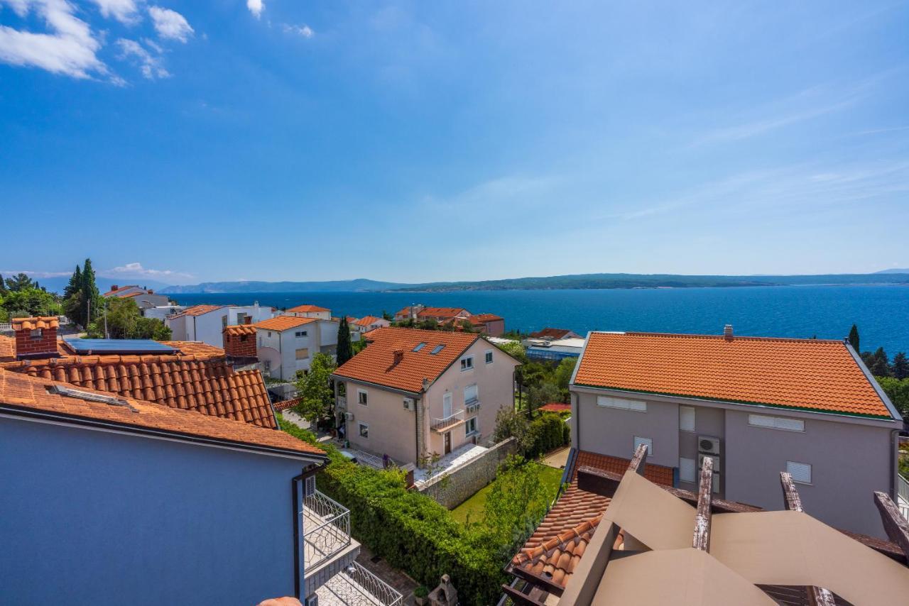 Dolly Lux Apartment Crikvenica Bagian luar foto